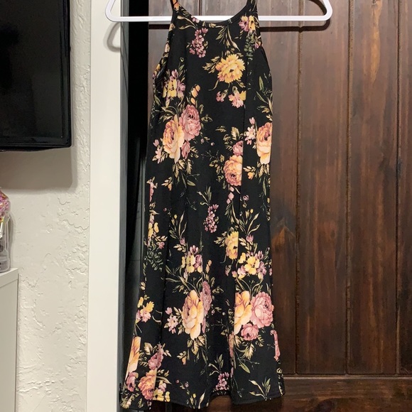 XS girls floral dress - Picture 5 of 5